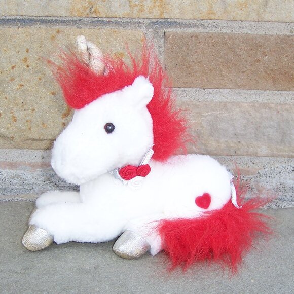 Vintage Small Valentine's Day Unicorn Plush with Heart 1993 Plush Creations Co - Picture 1 of 2